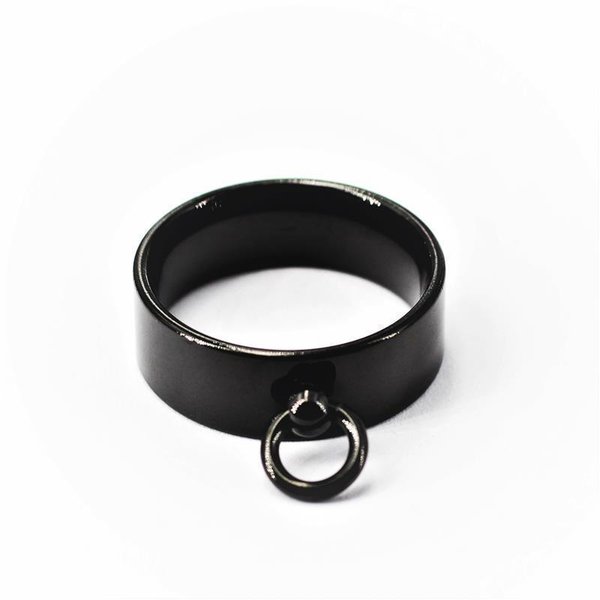 Edelstahl Ring mit Ring der O schwarz 1 cm breit Gr. 54 bis 66